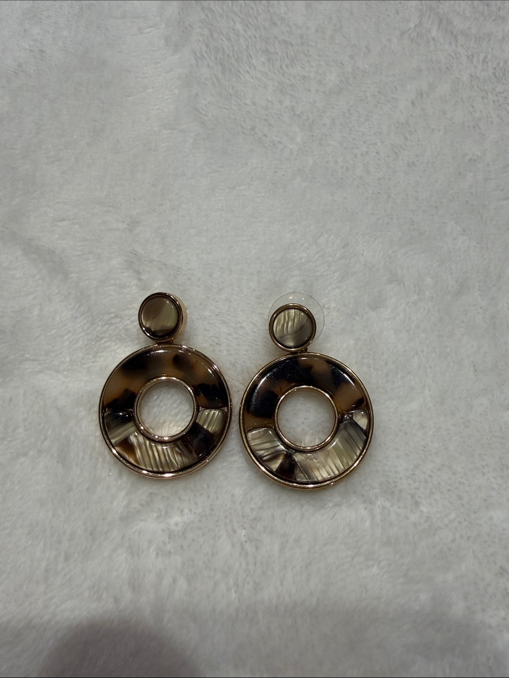 Round Tortoiseshell Hoop Drop Earrings - Brown